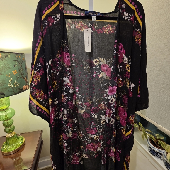 Black Floral Sheer Kimono Cover-Up NWT - Picture 6 of 6